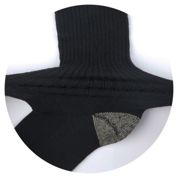 Protective Copper Fiber Extra Wide Crew Socks Antibacterial (2 Pairs) - Image 2